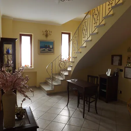 La 住宿加早餐酒店 3*