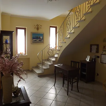 Bed & Breakfast La 3*
