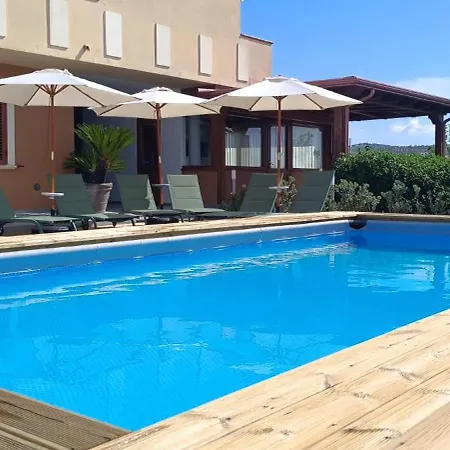 La Bed & Breakfast 3*