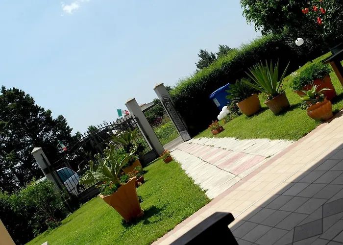 La Bed & Breakfast 3*